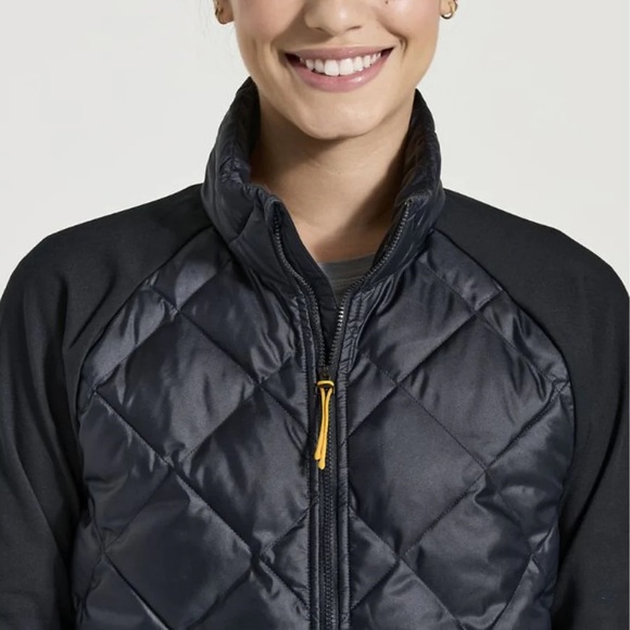 SAUCONY WOMEN'S BOULDER OYSTERPUFF JACKET XS in black - Picture 4 of 14